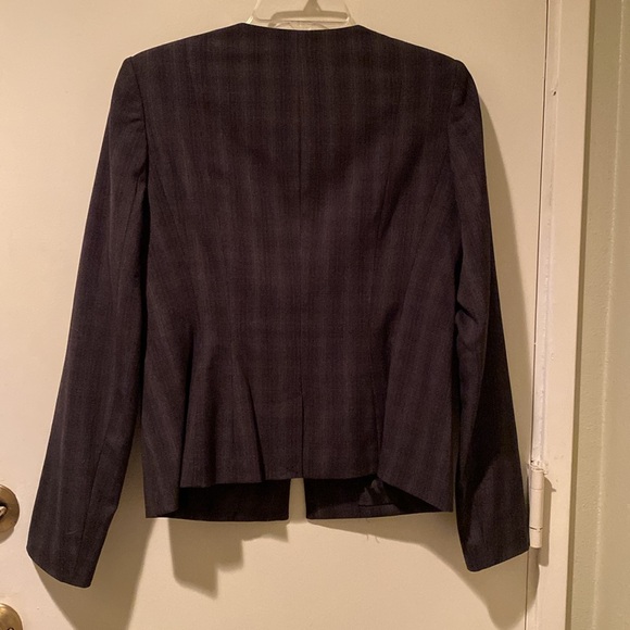 Laundry by Shelli Segal Patterned Blazer, Size 8 - Picture 4 of 7